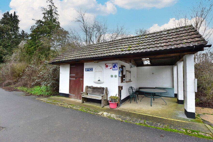 Ermine Street, Ware à vendre - Photo du bâtiment - Image 2 de 24