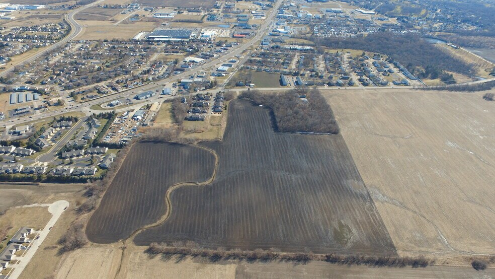 48.14± AC of land on Coltonville Rd., Sycamore, IL à vendre - Photo du bâtiment - Image 3 de 6