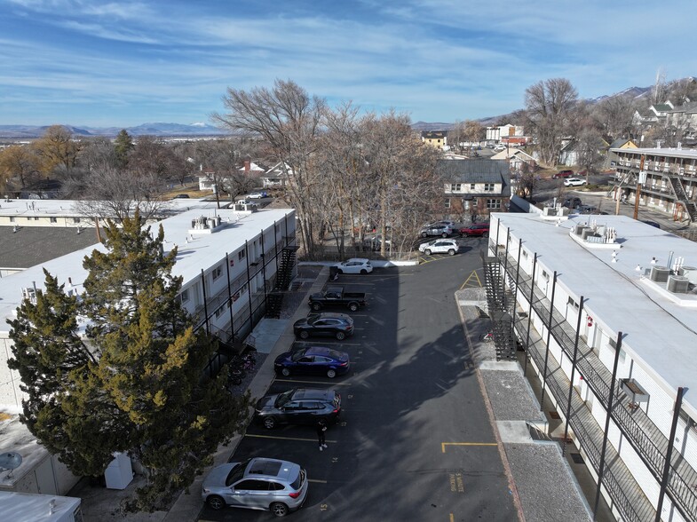 Logan Area Multifamily Portfolio portfolio of 2 properties for sale on LoopNet.ca - Building Photo - Image 3 of 16