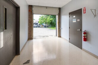 240 Salem St, Woburn, MA for sale Interior Photo- Image 2 of 5