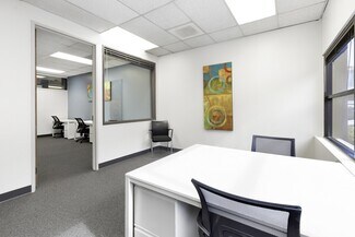 Plus de détails pour 2102 Business Center Dr, Irvine, CA - Coworking à louer