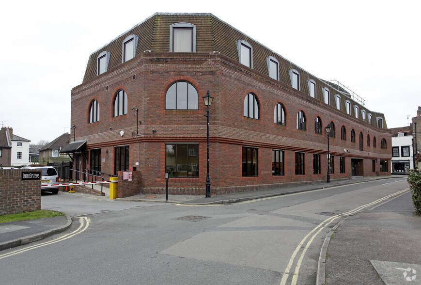 70 Tangier Ln, Windsor à louer - Photo du bâtiment - Image 2 de 4