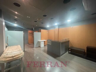 Plus de détails pour Multi-résidentiel à vendre