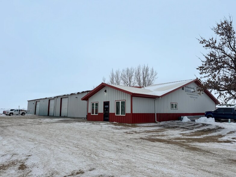 26071 Brower Cir, Hartford, SD à vendre - Photo du bâtiment - Image 1 de 1