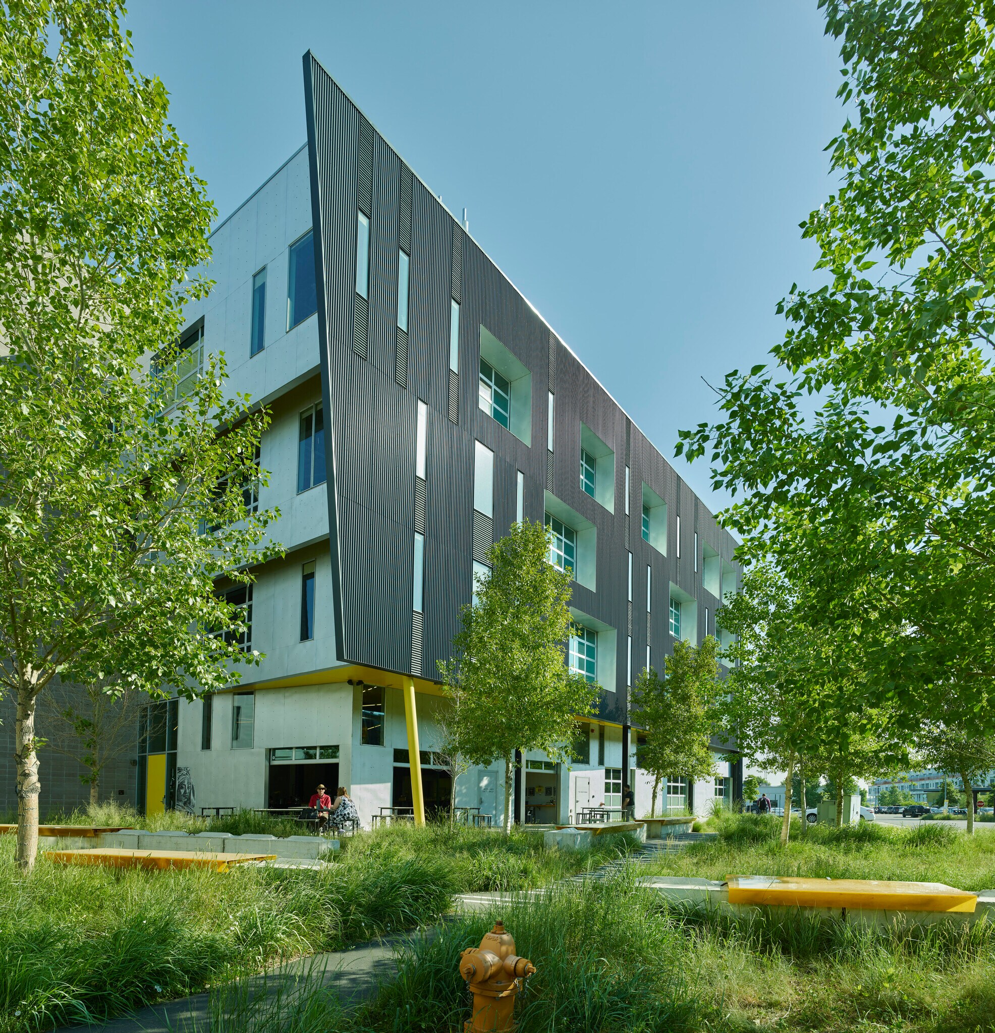 3455 Ringsby Ct, Denver, CO à louer Photo du bâtiment- Image 1 de 16