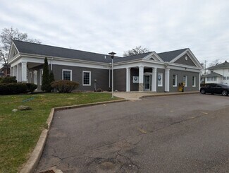 Plus de détails pour 720 Capital Ave SW, Battle Creek, MI - Commerce de détail à vendre