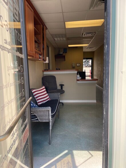 11700 Jacksboro Hwy, Fort Worth, TX à louer - Photo du bâtiment - Image 3 de 9