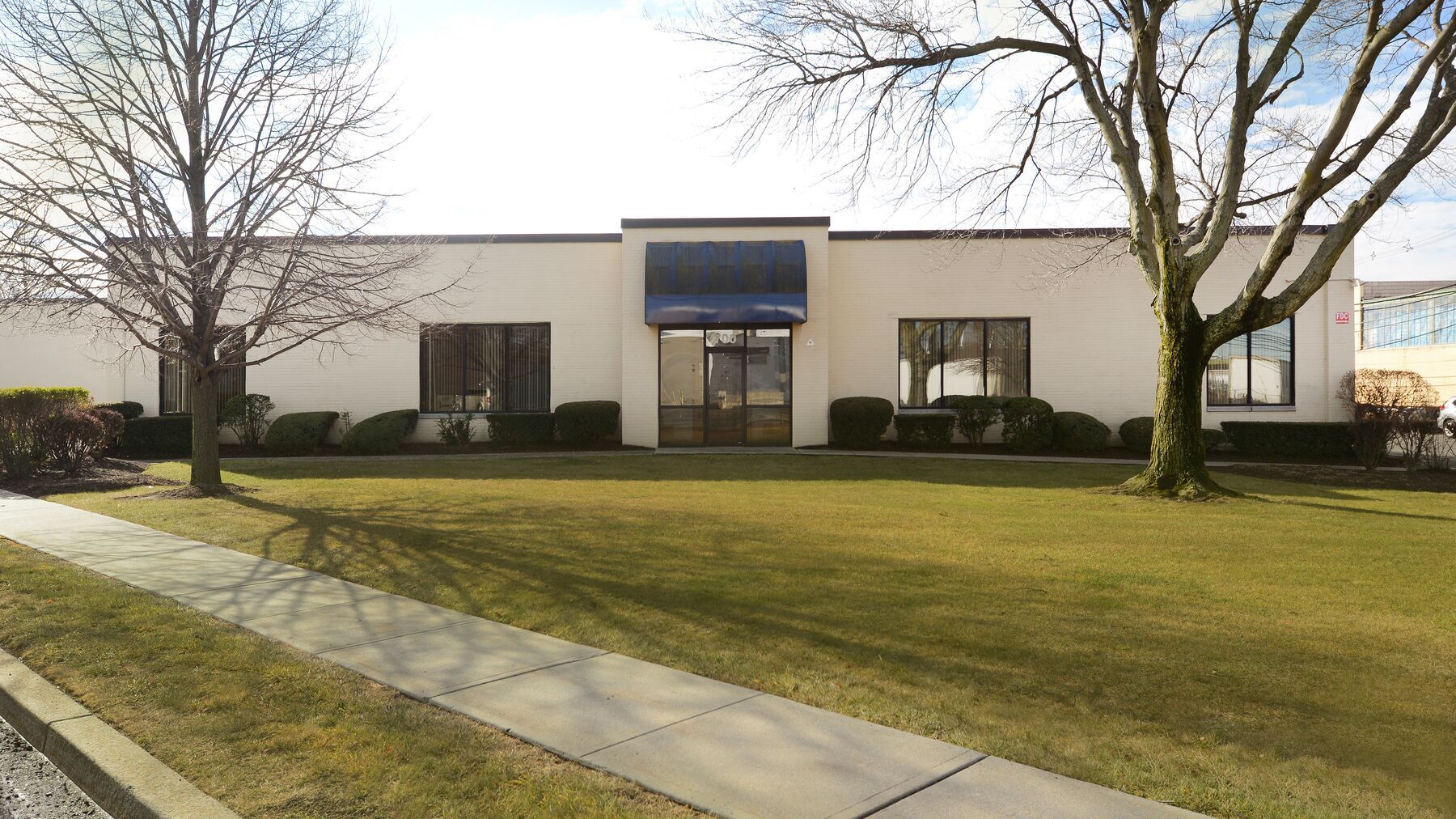 700 Dowd Ave, Elizabeth, NJ for lease Primary Photo- Image 1 of 4