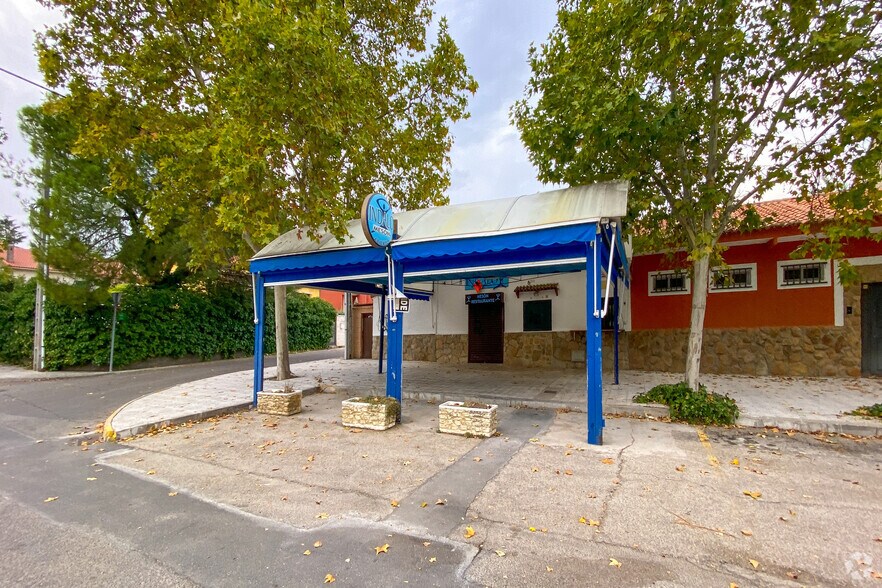 Paseo Avilés, 24, El Álamo, Madrid à vendre - Photo du bâtiment - Image 3 de 8