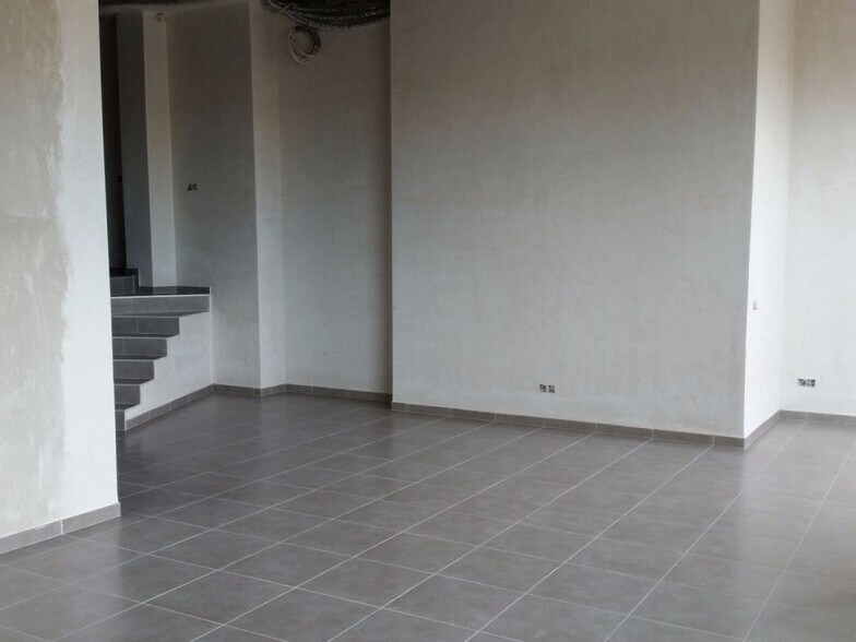 Commerce de détail dans Ontinyent à vendre - Photo du bâtiment - Image 2 de 4