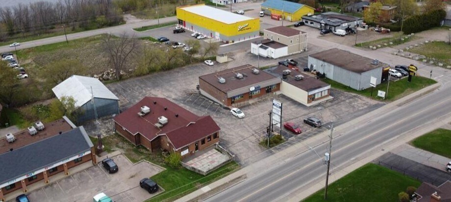 601-615 Pembroke St E, Pembroke, ON à vendre Photo principale- Image 1 de 1