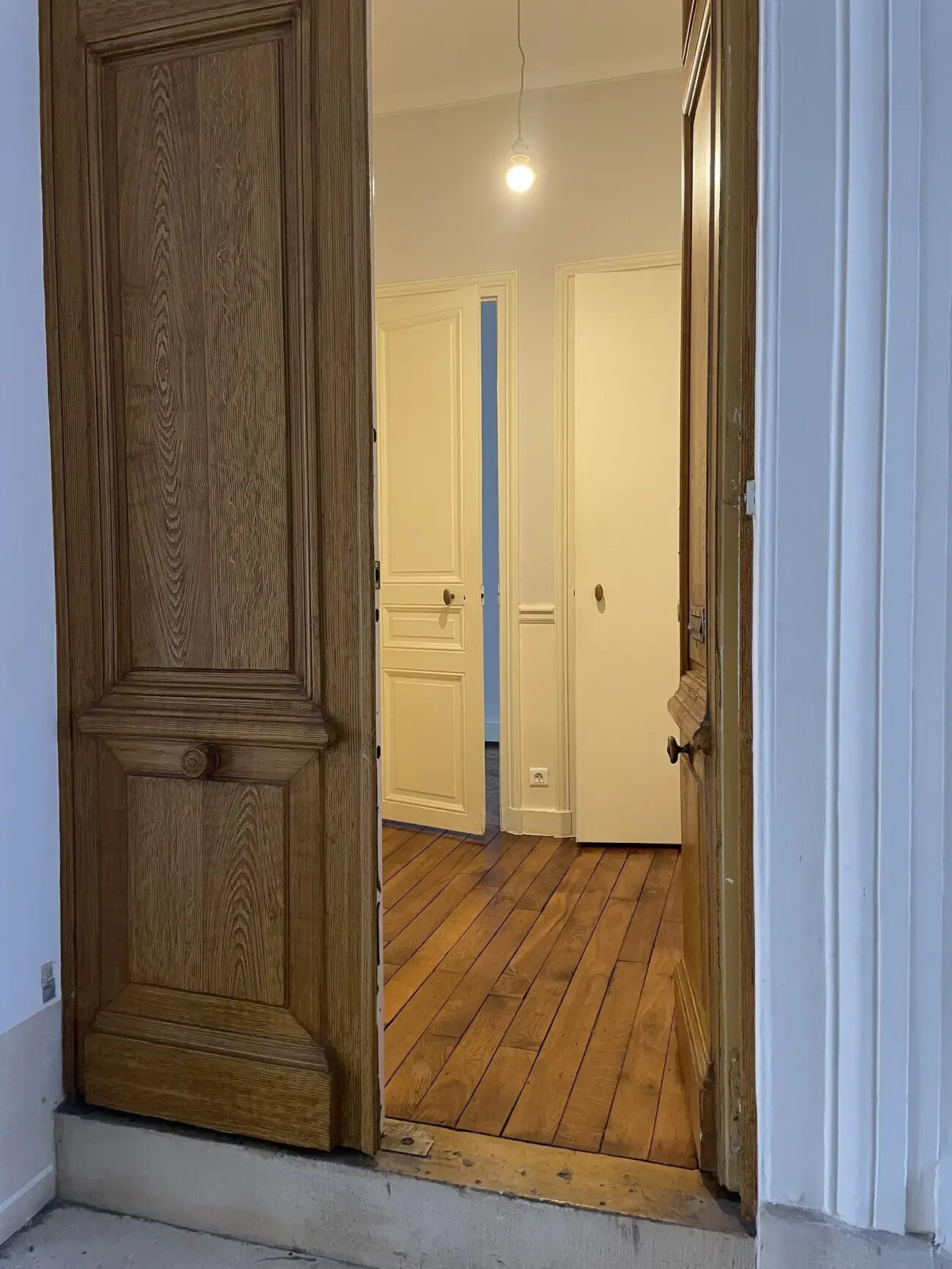 39 Rue De Liège, Paris for lease Interior Photo- Image 1 of 5