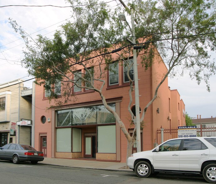 32-34 Washington Ave, Richmond, CA à louer - Photo du bâtiment - Image 2 de 5