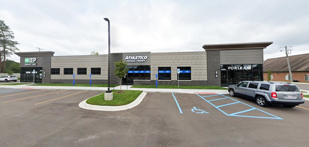 16601-16609 15 Mile Rd, Clinton Township, MI à louer - Photo du bâtiment - Image 2 de 7