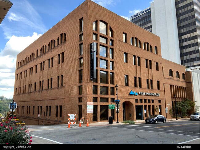Plus de détails pour 800 Main St, Lynchburg, VA - Bureau à louer