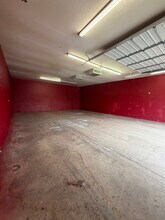 20635 N Cave Creek Rd, Phoenix, AZ for lease Interior Photo- Image 2 of 4