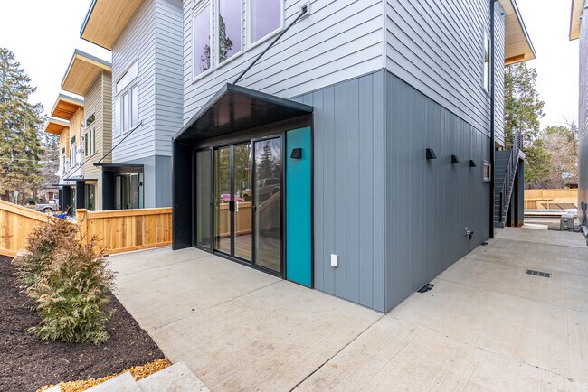 Plus de détails pour 940 NE Norton Ave, Bend, OR - Multi-résidentiel à vendre