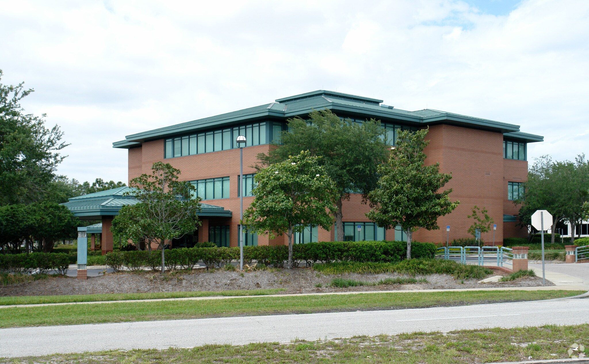 7251 University Blvd, Winter Park, FL for lease Primary Photo- Image 1 of 5