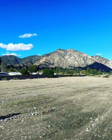 12451 Gridley, Sylmar, CA à louer - Photo principale - Image 1 de 11