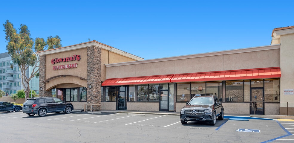 9343-9363 Clairemont Mesa Blvd, San Diego, CA for lease - Building Photo - Image 3 of 5