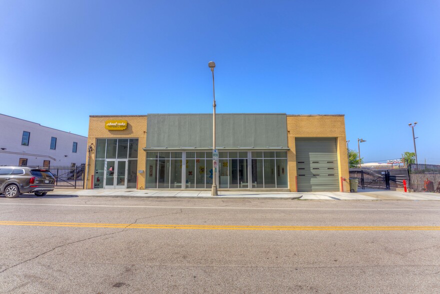 405 Monroe Ave, Memphis, TN for sale - Building Photo - Image 2 of 39