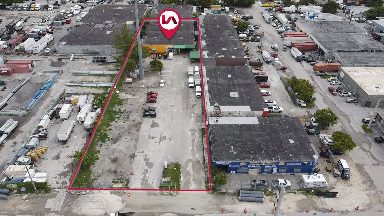 7640 NW 36th Ave, Hialeah, FL for lease Interior Photo- Image 1 of 24