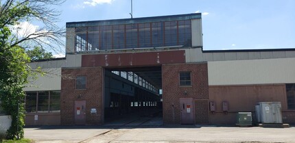 44 Shelter Rock Rd, Danbury, CT for lease Interior Photo- Image 2 of 5