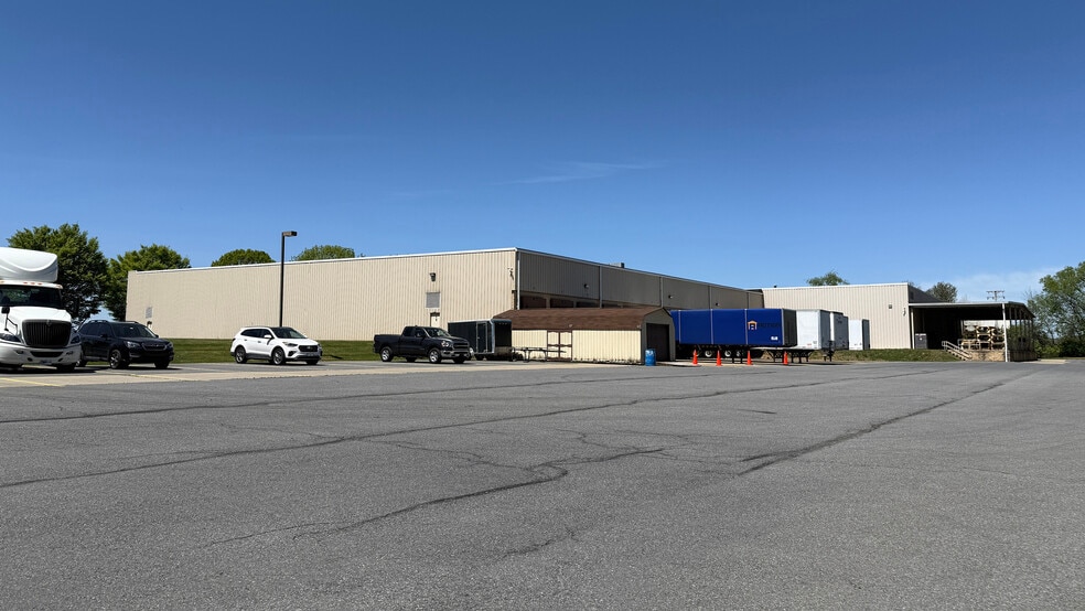 14 McFadden Rd, Palmer, PA for lease - Building Photo - Image 3 of 14