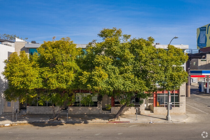 6615-6621 Melrose Ave, Los Angeles, CA for lease - Building Photo - Image 2 of 40