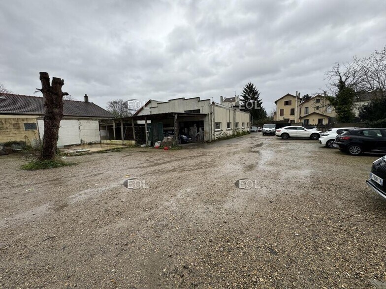 Flex in Athis-Mons for lease - Building Photo - Image 3 of 5