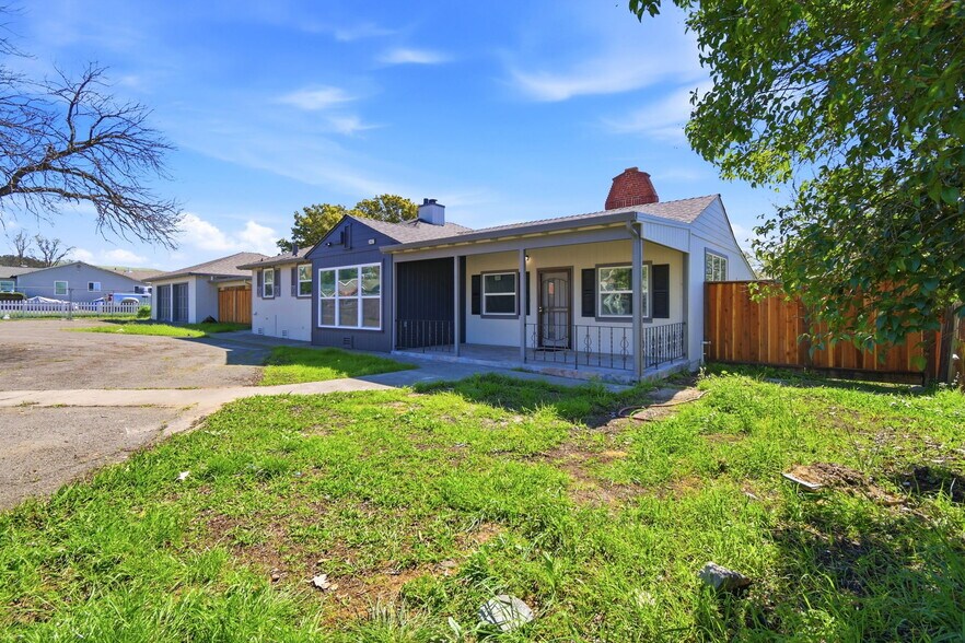 2417 Springs Rd, Vallejo, CA à louer - Photo du bâtiment - Image 2 de 57