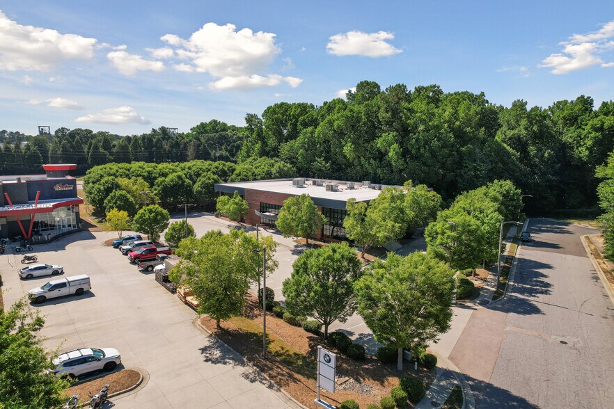 8841 Wadford Dr, Raleigh, NC à louer - Photo du bâtiment - Image 2 de 27