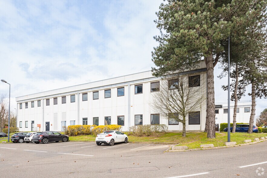 12 Avenue du Québec, Villebon-sur-Yvette à louer - Photo du bâtiment - Image 2 de 2