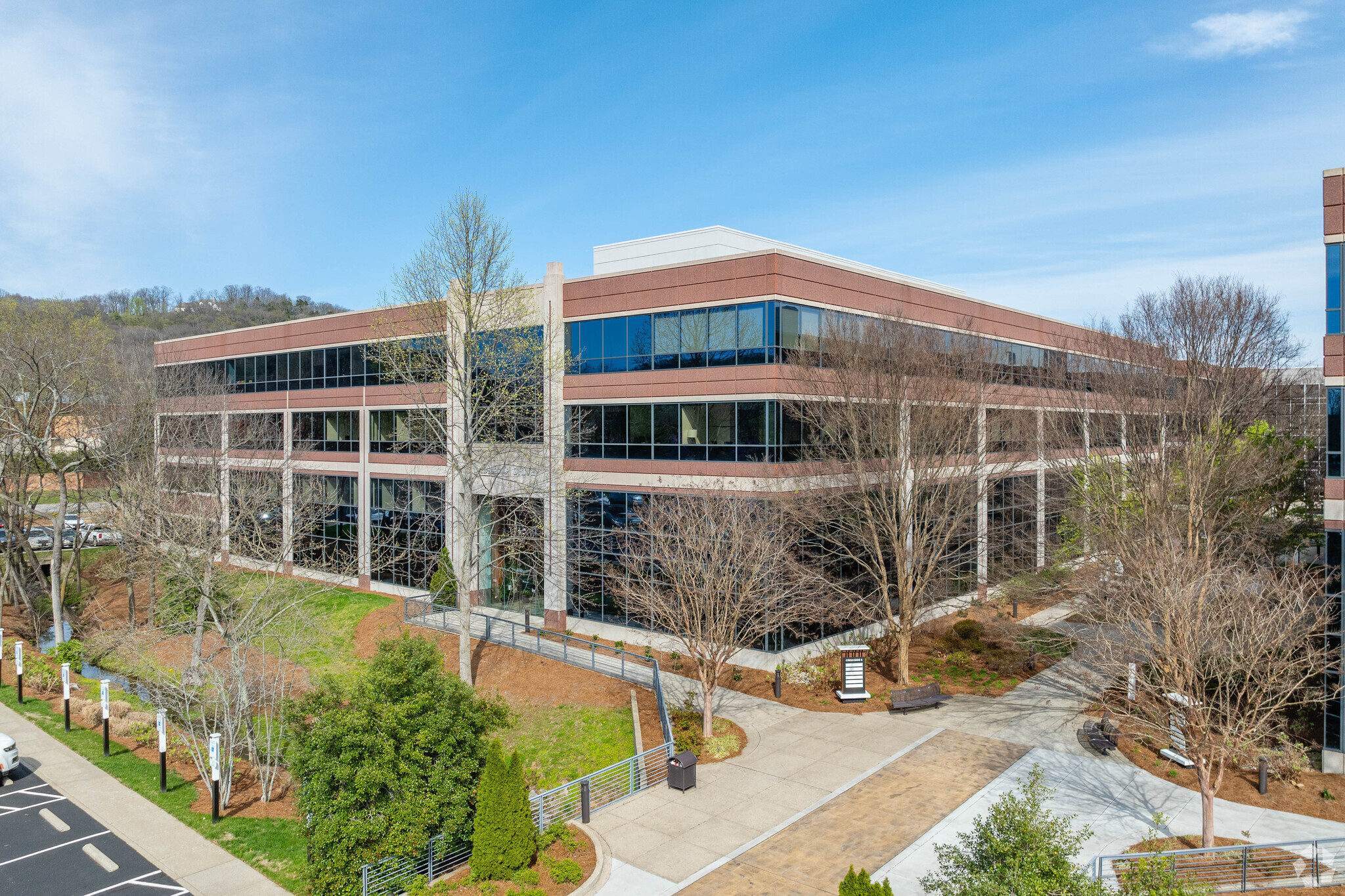 8 Cadillac Dr, Brentwood, TN à louer Photo principale- Image 1 de 13