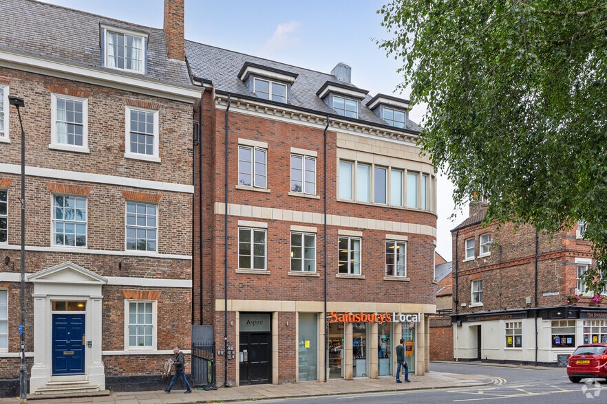 31 Bootham Row, York for lease - Building Photo - Image 2 of 3