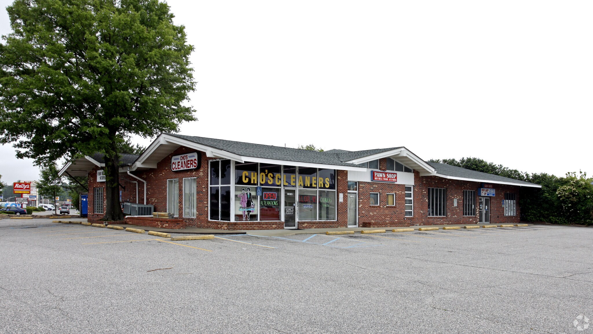 14350 Warwick Blvd, Newport News, VA à louer Photo du bâtiment- Image 1 de 4