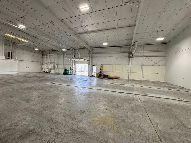 2645-2685 Industrial Ln, Broomfield, CO for lease - Building Photo - Image 2 of 9