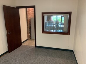 350 Houbolt Rd, Joliet, IL à louer Photo intérieure- Image 1 de 3