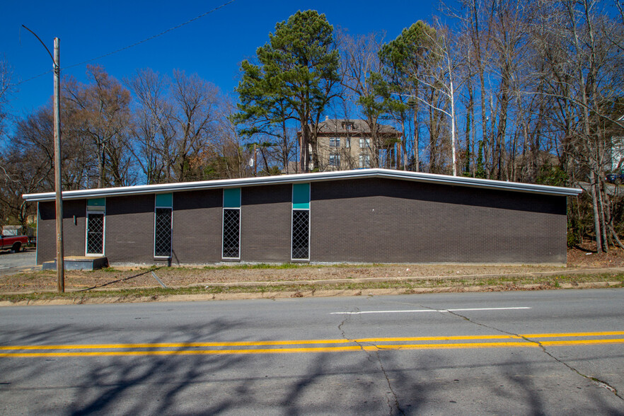 200 W Roosevelt Rd, Little Rock, AR à vendre - Photo du bâtiment - Image 1 de 1