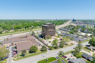 4200 E Skelly Dr, Tulsa, OK - AÉRIEN Vue de la carte