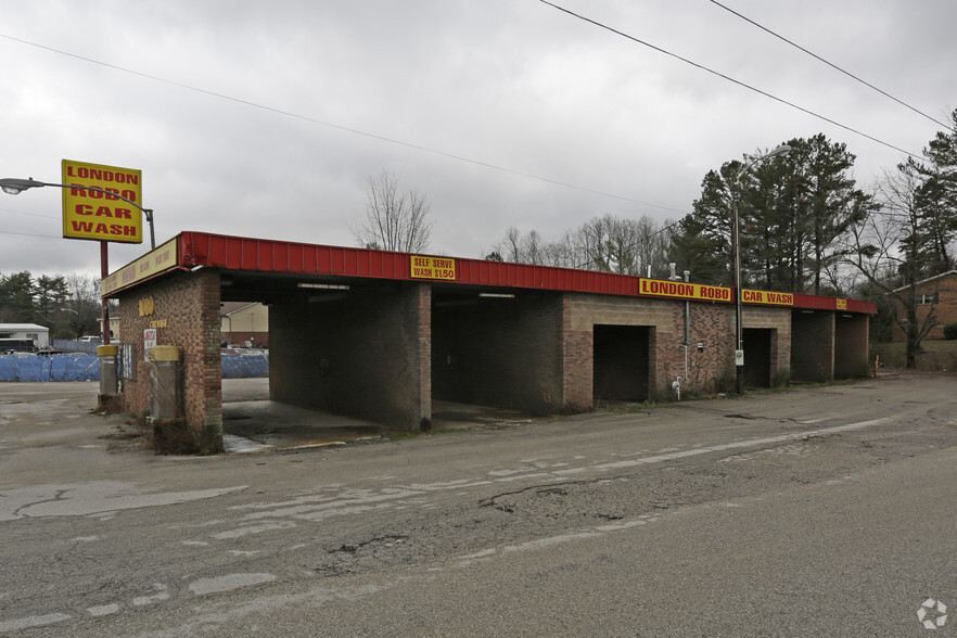 2009 N Main St, London, KY for lease - Building Photo - Image 2 of 4