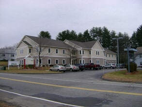 53 Stiles Rd, Salem, NH for lease Interior Photo- Image 2 of 8