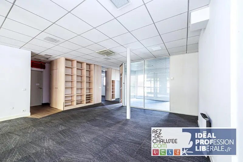 Retail in Boulogne-Billancourt for lease - Interior Photo - Image 3 of 10