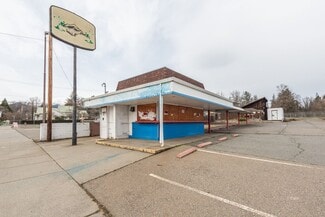 More details for 1081 Main St, Weaverville, CA - Retail for Sale