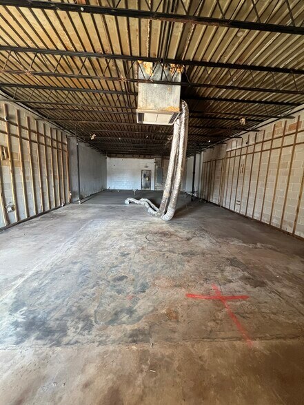 501 Plaza Dr, Enterprise, AL à vendre - Photo du bâtiment - Image 2 de 4