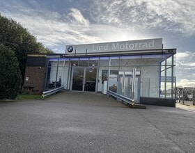 2-4 South Mundells, Welwyn Garden City for lease Building Photo- Image 2 of 8