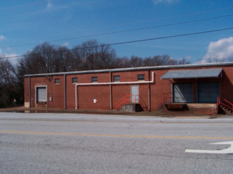 897 N Main St, Greenville, SC à vendre - Photo principale - Image 1 de 9