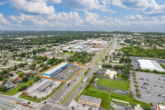 Plus de détails pour 7006-7010 Ridge Rd, Port Richey, FL - Bureau/Commerce de détail à louer