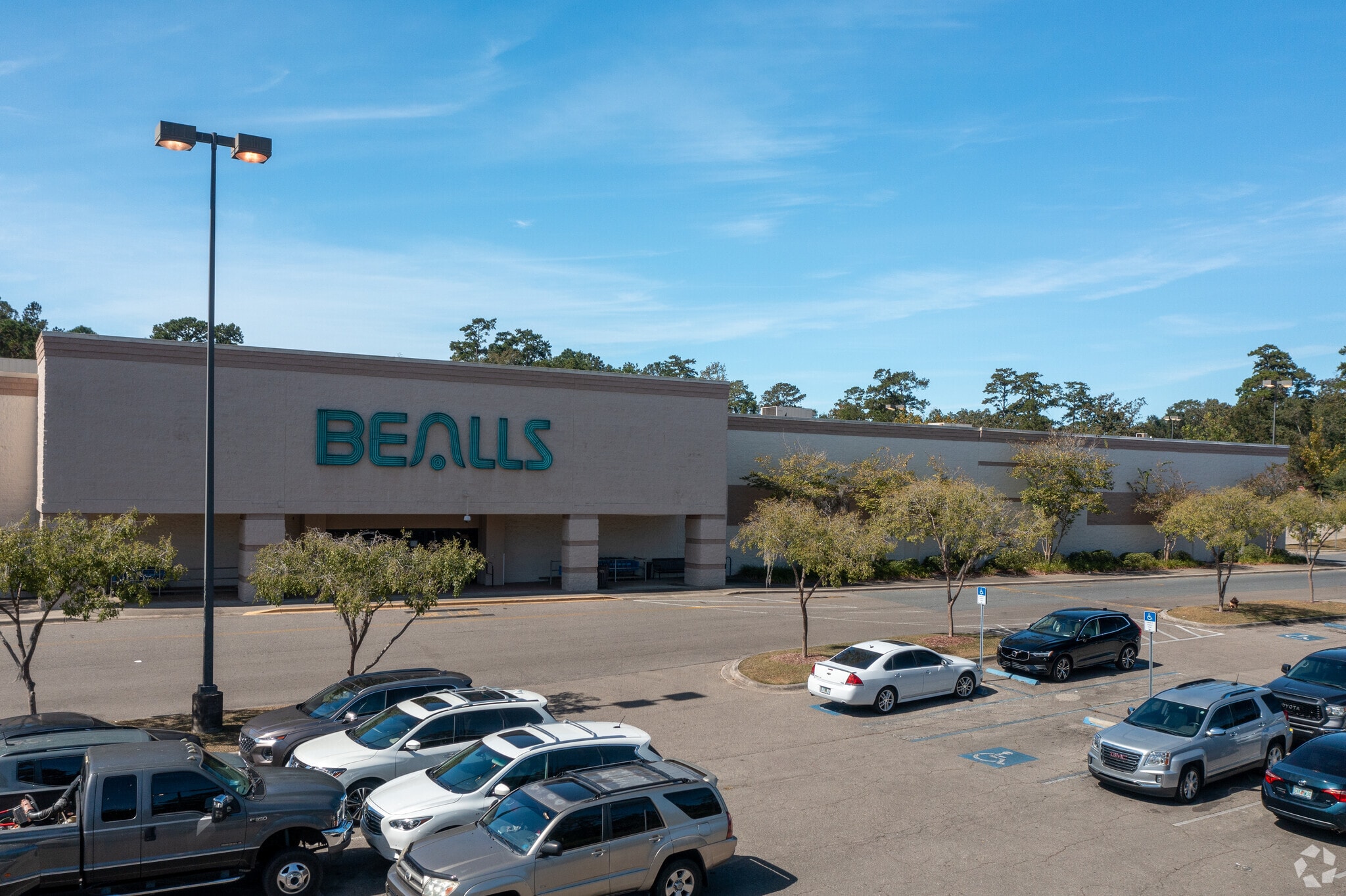 3240 Capital Cir NE, Tallahassee, FL for lease Building Photo- Image 1 of 12