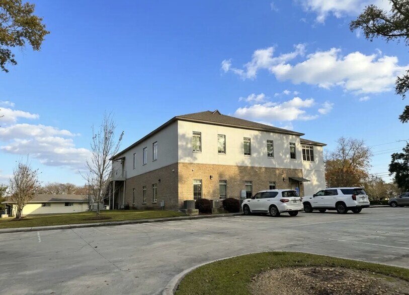 4456 Arnold Ln, Baton Rouge, LA à louer - Photo du bâtiment - Image 2 de 8